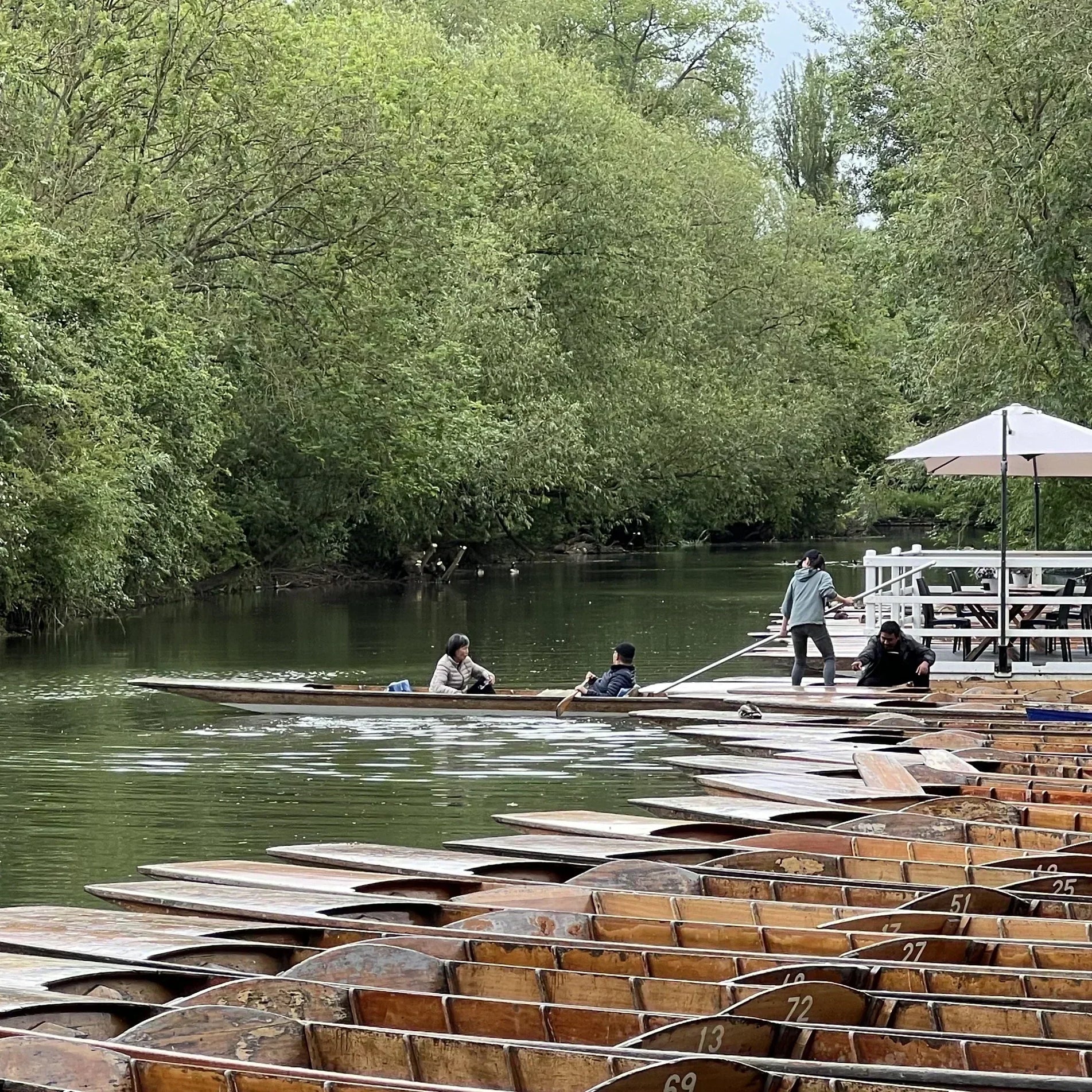 Photo of punters on the cherwell in Oxford at The Cherwell Boat house